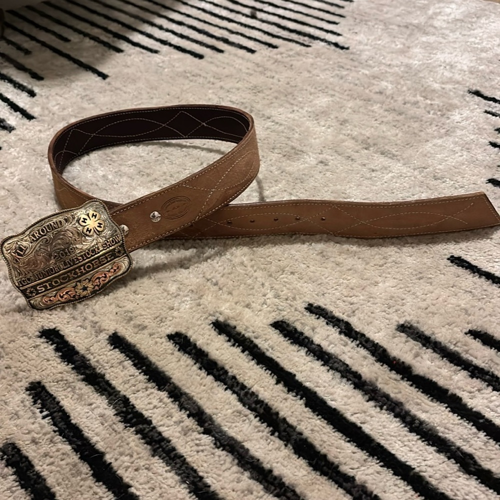 Custom latigo stitched belt